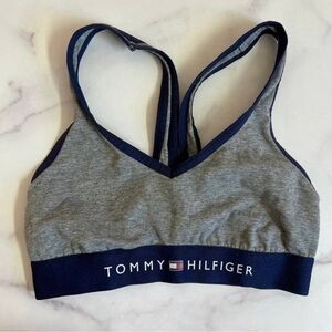 NWOT Tommy Hilfiger Gray Cotton Unlined Wireless Sports Bra Size Small